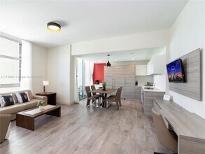 777 N Ocean Dr, Unit N435 in Hollywood, FL - Foto de edificio - Building Photo