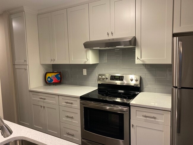 365 Mather St, Unit 64