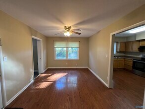 2604 Thornhill Rd NW in Huntsville, AL - Building Photo - Building Photo