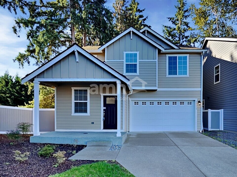 13938 106th Ave E in South Hill, WA - Building Photo