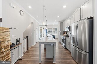 16122 Columbus Ave in Derwood, MD - Building Photo - Building Photo