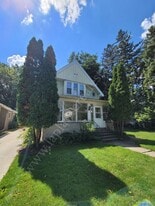 1027 Eleanor Ave in Toledo, OH - Building Photo