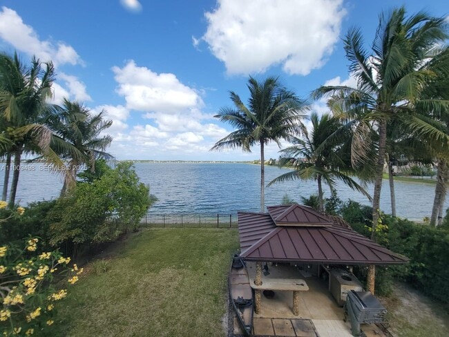 property at 5337 SW 183rd Ave