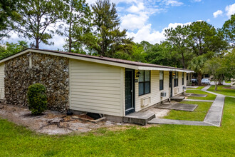 The Landings Apartment Homes in Winter Haven, FL - Foto de edificio - Building Photo