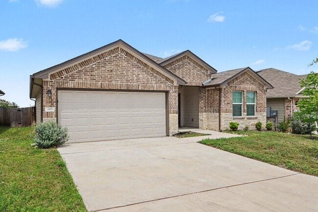 817 Pronghorn Trl in Seguin, TX - Building Photo - Building Photo
