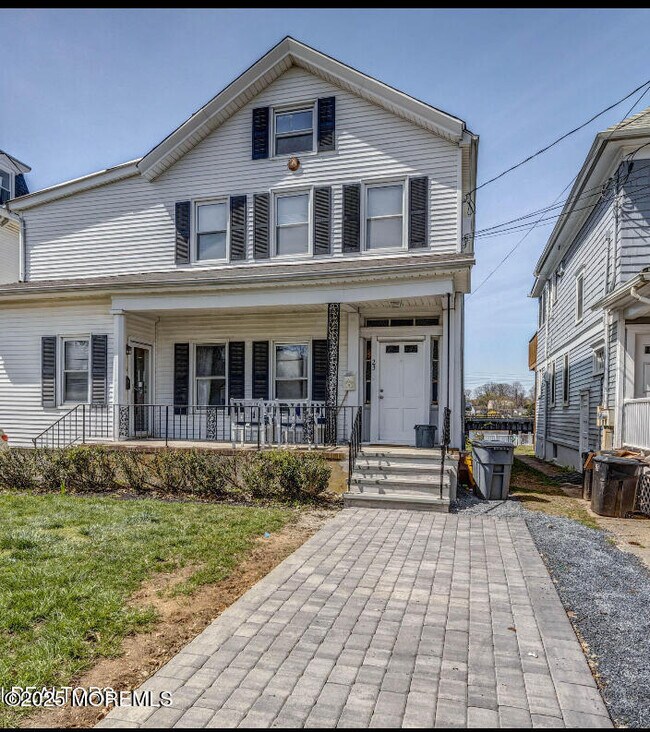 property at 23 Rector Pl
