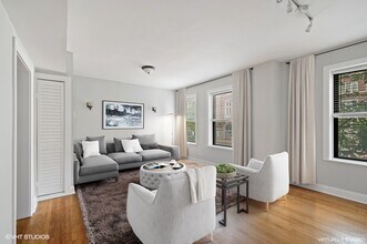 4038 N Ashland, Unit 2 in Chicago, IL - Building Photo - Building Photo