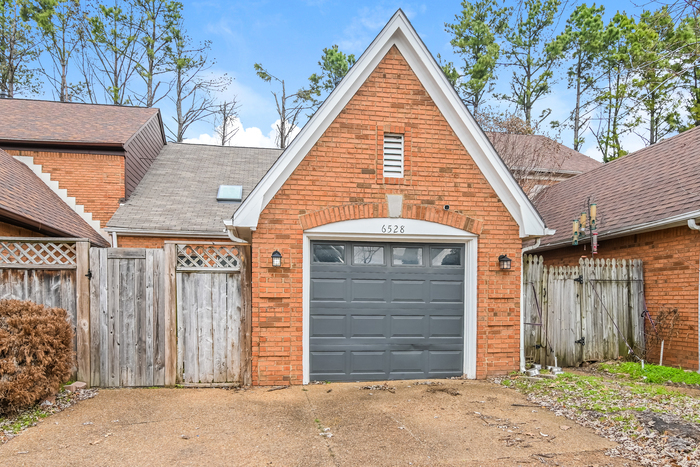 6528 Whitetail Ln in Memphis, TN - Building Photo