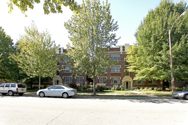 McPherson Place Condominiums in St. Louis, MO - Foto de edificio - Building Photo