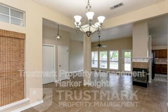 505 Chickasaw Dr in Harker Heights, TX - Building Photo - Building Photo