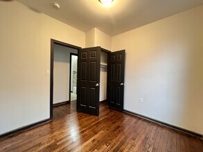 25 Aldine St in Newark, NJ - Building Photo - Building Photo