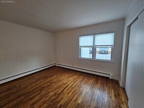 108-110 Orinoco Dr in Brightwaters, NY - Building Photo - Building Photo