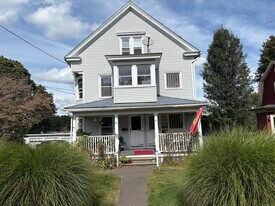 37 Hungerford Ave in Watertown, CT - Building Photo