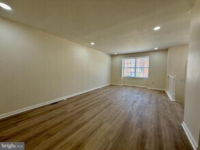 4 Bright Star Ct in Baltimore, MD - Building Photo - Building Photo