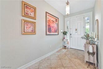 2833 Royal Gardens Ave in Ft. Myers, FL - Building Photo - Building Photo