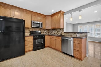 15 S Waiola Ave in La Grange, IL - Building Photo - Building Photo