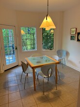 135 Buffalo Trail in Asheville, NC - Foto de edificio - Building Photo