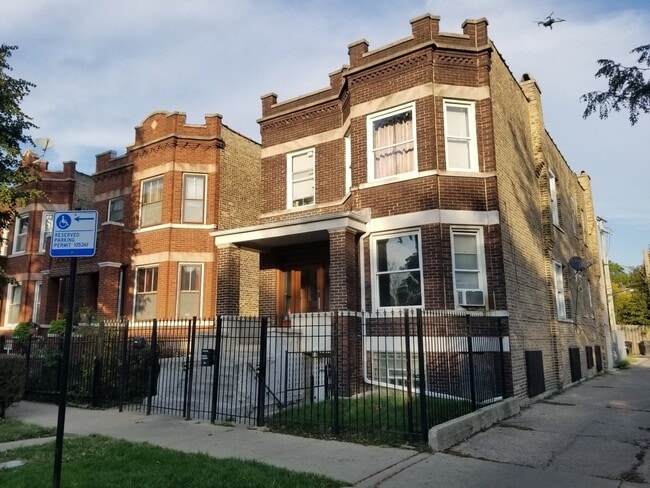 631 N Spaulding Ave, Unit G
