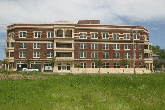 Home Harbor Hot Springs in Hot Springs National Park, AR - Building Photo - Building Photo