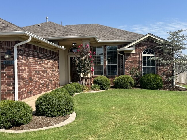 2305 NW 162nd St in Edmond, OK - Building Photo - Building Photo
