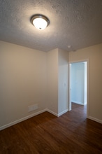 1277 W 67th St in Cleveland, OH - Building Photo - Building Photo