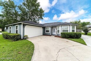 7119 Swamp Flower Dr N in Jacksonville, FL - Building Photo