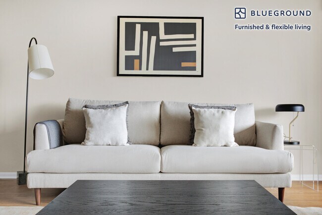 1 Emerson Pl in Boston, MA - Building Photo - Building Photo