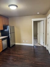 South Lane Apartments in Seattle, WA - Building Photo - Building Photo