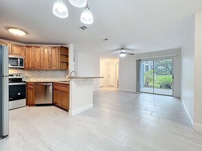 2580 Grassy Point Dr in Lake Mary, FL - Building Photo - Building Photo