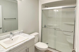 Eastside Village Townhomes in Sault Ste Marie, ON - Building Photo - Building Photo
