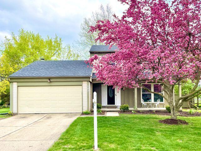1802 Farmbrook Dr in Troy, MI - Building Photo