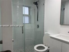 2001 NW Flagler Terrace in Miami, FL - Building Photo - Building Photo