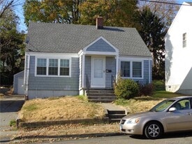 75 Judson Pl in Bridgeport, CT - Building Photo
