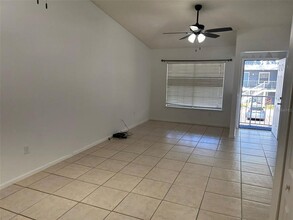 5453 Lake Margaret Dr-Unit -97 in Orlando, FL - Building Photo - Building Photo