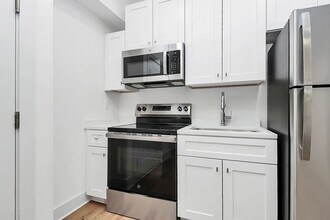 3515 Markland Dr in Charlotte, NC - Building Photo - Building Photo