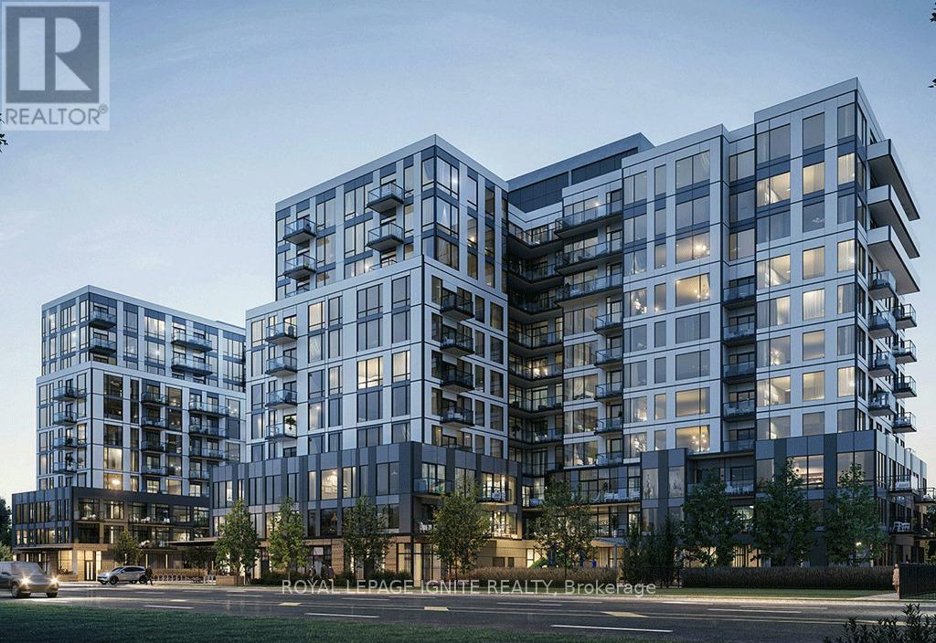 7439 Kingston Rd in Toronto, ON - Building Photo