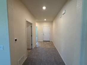 2676 Taft Ave in Manteca, CA - Building Photo - Building Photo