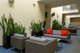 Bixby in Santa Monica, CA - Foto de edificio - Interior Photo