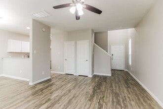 10122 Berrypatch Ln in Tomball, TX - Building Photo - Building Photo