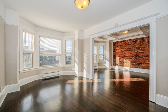 The Goldie in Seattle, WA - Building Photo - Building Photo