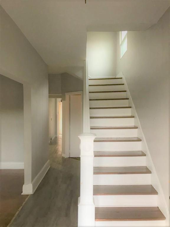 537 Marwood Ave in Mckees Rocks, PA - Building Photo - Building Photo