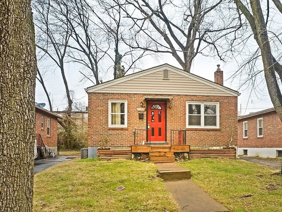 8415 Crixdale Ave in St. Louis, MO - Foto de edificio