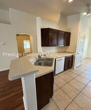 82 S Laurelton Way in Tucson, AZ - Building Photo - Building Photo