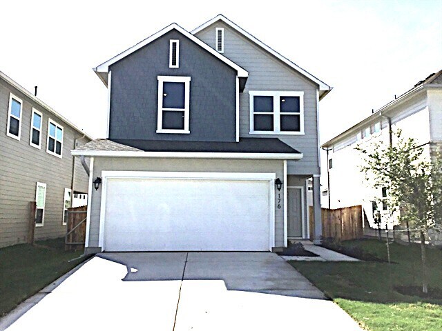 176 Pebble Creek Run in New Braunfels, TX - Building Photo