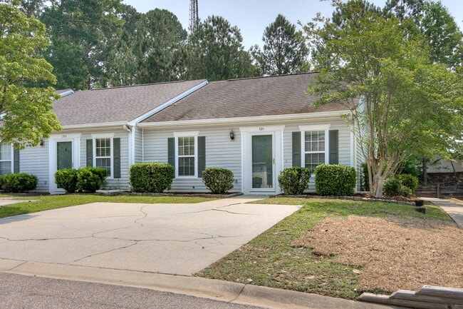721 Faircloth Ct in Evans, GA - Building Photo - Building Photo