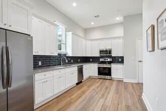 7417 Burthe St in New Orleans, LA - Building Photo - Building Photo