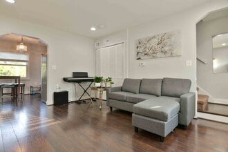 132 35th St NE in Washington, DC - Building Photo - Building Photo