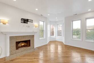 4800 S St Lawrence Ave in Chicago, IL - Building Photo - Building Photo