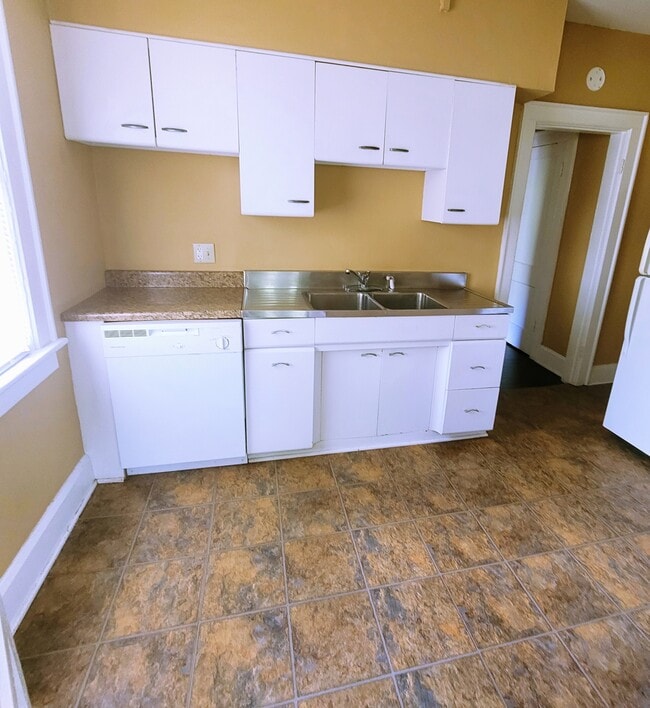 352 E 20th Ave, Unit 352.5 E 20th Avenue in Columbus, OH - Building Photo - Building Photo