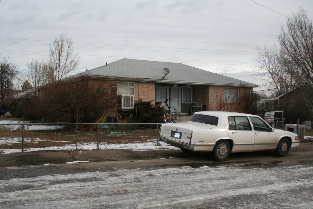 8295 W 12th Pl in Lakewood, CO - Building Photo